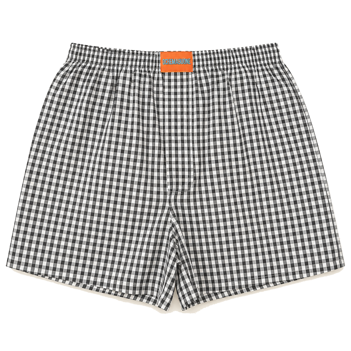 Boxer a quadretto nero e bianco su sfondo bianco